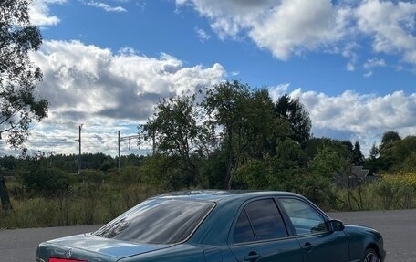 Mercedes-Benz E-Класс, 2000 год, 245 000 рублей, 4 фотография