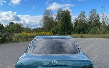 Mercedes-Benz E-Класс, 2000 год, 245 000 рублей, 5 фотография