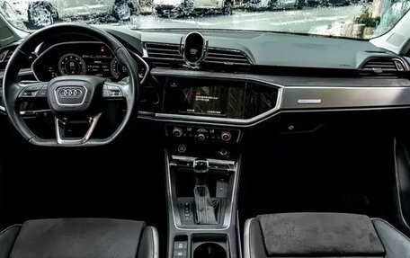 Audi Q3, 2022 год, 2 618 000 рублей, 3 фотография