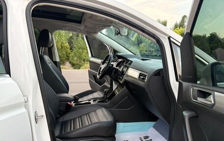 Volkswagen Touran III, 2022 год, 1 770 000 рублей, 12 фотография
