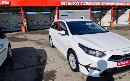 KIA cee'd III, 2021 год, 1 800 000 рублей, 3 фотография