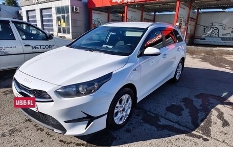 KIA cee'd III, 2021 год, 1 800 000 рублей, 2 фотография