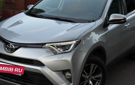 Toyota RAV4, 2017 год, 2 550 000 рублей, 8 фотография