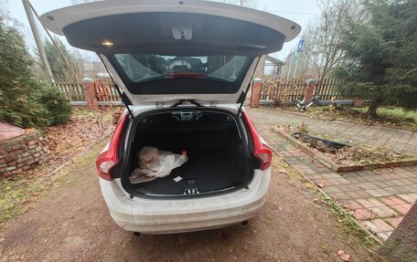 Volvo V60 I, 2018 год, 1 700 000 рублей, 5 фотография
