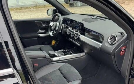 Mercedes-Benz GLB, 2023 год, 3 600 000 рублей, 12 фотография
