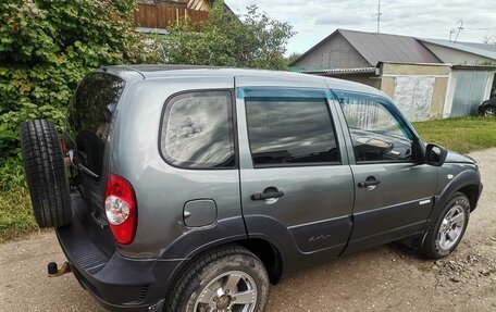Chevrolet Niva I рестайлинг, 2012 год, 350 000 рублей, 1 фотография