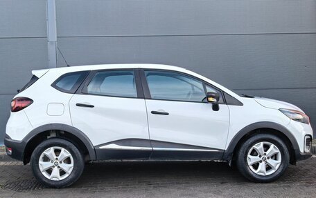 Renault Kaptur I рестайлинг, 2018 год, 1 019 000 рублей, 3 фотография
