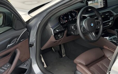 BMW 5 серия, 2023 год, 5 250 000 рублей, 6 фотография
