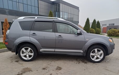 Mitsubishi Outlander III рестайлинг 3, 2008 год, 918 000 рублей, 7 фотография