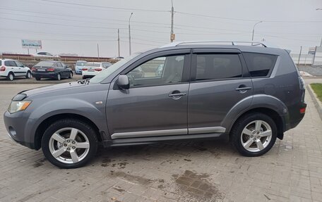 Mitsubishi Outlander III рестайлинг 3, 2008 год, 918 000 рублей, 8 фотография