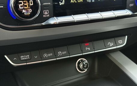 Audi A4 allroad, 2019 год, 3 100 000 рублей, 27 фотография