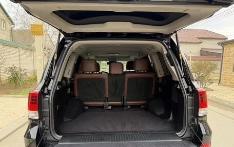 Toyota Land Cruiser 200, 2016 год, 5 500 000 рублей, 6 фотография
