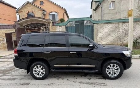 Toyota Land Cruiser 200, 2016 год, 5 500 000 рублей, 16 фотография