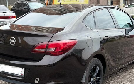 Opel Astra J, 2013 год, 670 000 рублей, 3 фотография