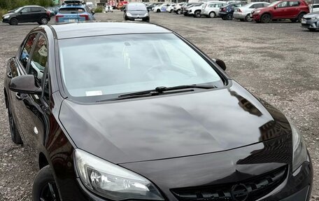 Opel Astra J, 2013 год, 670 000 рублей, 11 фотография