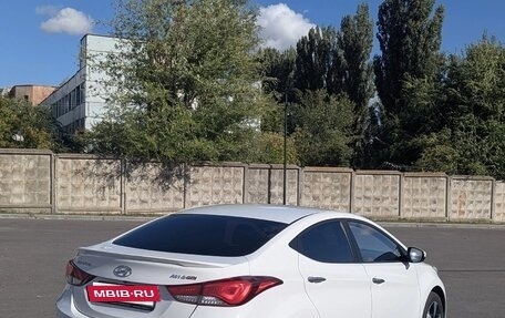 Hyundai Avante, 2011 год, 980 000 рублей, 6 фотография