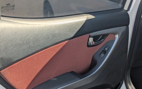 Hyundai Avante, 2011 год, 980 000 рублей, 18 фотография