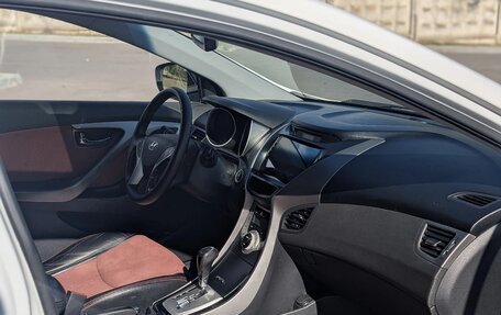 Hyundai Avante, 2011 год, 980 000 рублей, 14 фотография