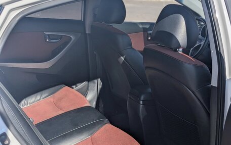 Hyundai Avante, 2011 год, 980 000 рублей, 21 фотография
