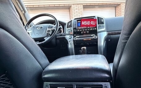 Toyota Land Cruiser 200, 2012 год, 3 800 000 рублей, 5 фотография