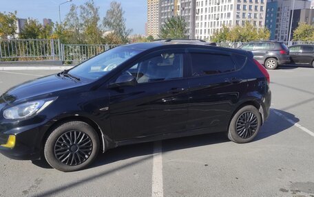 Hyundai Solaris II рестайлинг, 2011 год, 815 000 рублей, 5 фотография