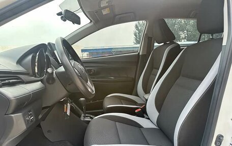 Toyota Yaris XP150 рестайлинг, 2022 год, 1 468 395 рублей, 12 фотография