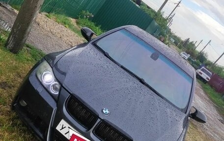 BMW 3 серия, 2006 год, 1 400 000 рублей, 15 фотография