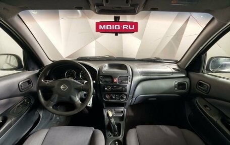 Nissan Almera, 2004 год, 119 000 рублей, 10 фотография