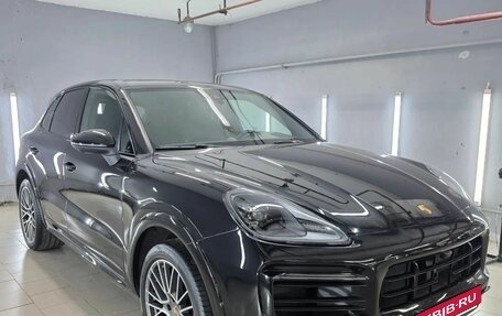 Porsche Cayenne III, 2022 год, 9 800 000 рублей, 2 фотография