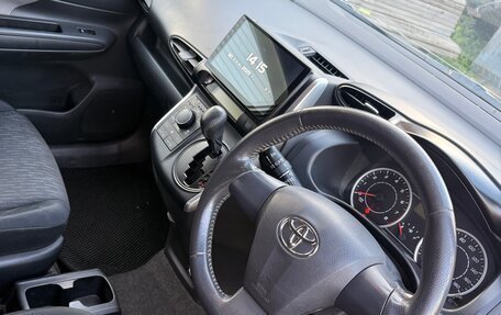 Toyota Wish II, 2010 год, 1 250 000 рублей, 9 фотография