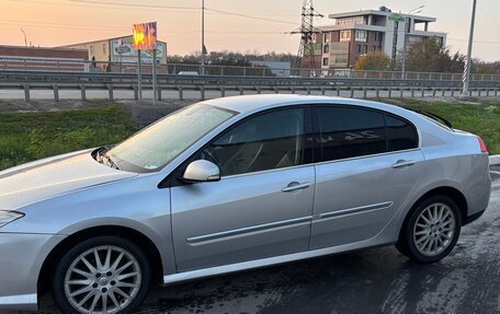 Renault Laguna III рестайлинг, 2008 год, 700 000 рублей, 4 фотография
