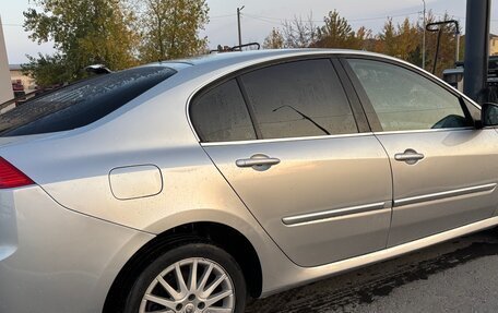 Renault Laguna III рестайлинг, 2008 год, 700 000 рублей, 3 фотография