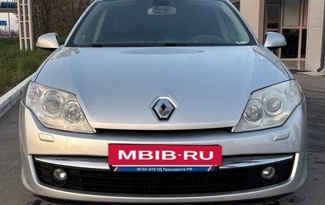 Renault Laguna III рестайлинг, 2008 год, 700 000 рублей, 5 фотография