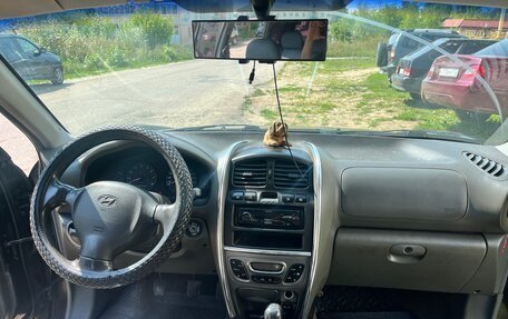 Hyundai Santa Fe III рестайлинг, 2004 год, 300 000 рублей, 8 фотография