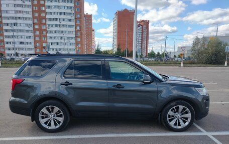 Ford Explorer VI, 2019 год, 3 200 000 рублей, 3 фотография