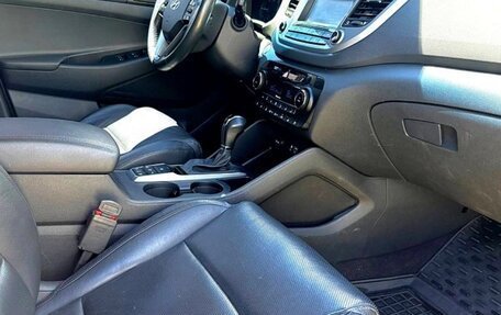 Hyundai Tucson III, 2018 год, 1 820 000 рублей, 10 фотография