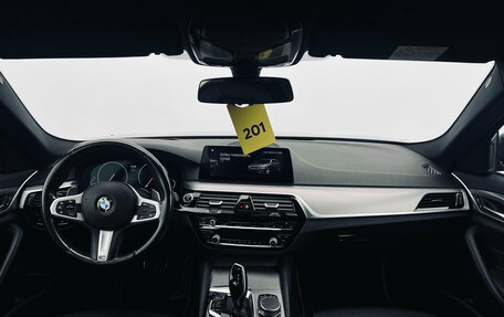 BMW 5 серия, 2018 год, 2 790 000 рублей, 17 фотография