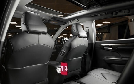 Toyota Highlander, 2026 год, 5 750 000 рублей, 21 фотография