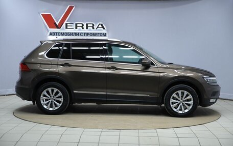 Volkswagen Tiguan II, 2017 год, 2 150 000 рублей, 4 фотография