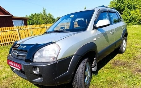 Hyundai Tucson III, 2007 год, 849 000 рублей, 2 фотография