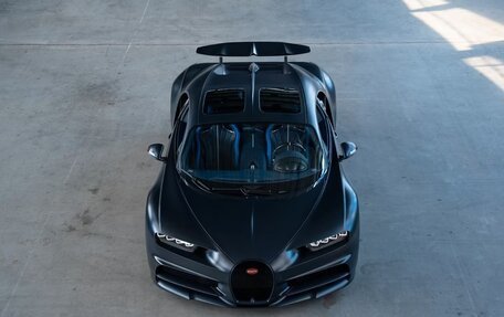 Bugatti Chiron, 2019 год, 658 000 000 рублей, 9 фотография
