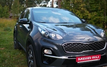 KIA Sportage IV рестайлинг, 2019 год, 2 200 000 рублей, 4 фотография