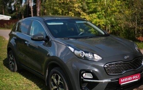 KIA Sportage IV рестайлинг, 2019 год, 2 200 000 рублей, 13 фотография