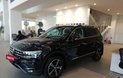 Volkswagen Tiguan II, 2018 год, 2 500 000 рублей, 1 фотография