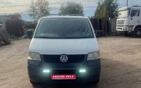 Volkswagen Transporter T5 рестайлинг, 2008 год, 950 000 рублей, 1 фотография