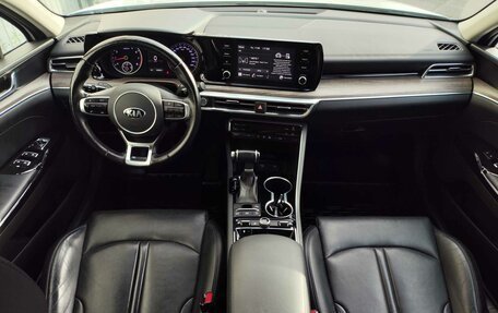 KIA K5, 2021 год, 2 350 000 рублей, 15 фотография