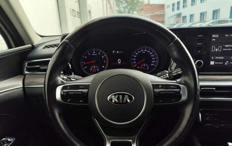 KIA K5, 2021 год, 2 350 000 рублей, 21 фотография