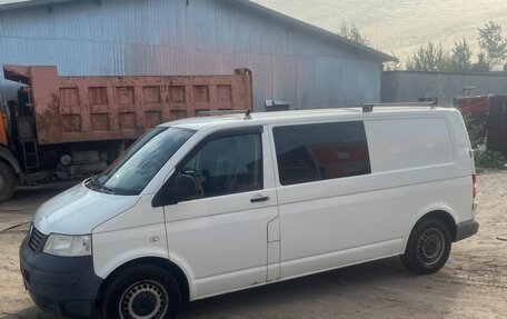 Volkswagen Transporter T5 рестайлинг, 2008 год, 950 000 рублей, 2 фотография