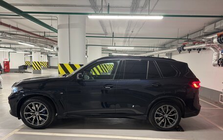 BMW X5, 2021 год, 9 000 000 рублей, 3 фотография