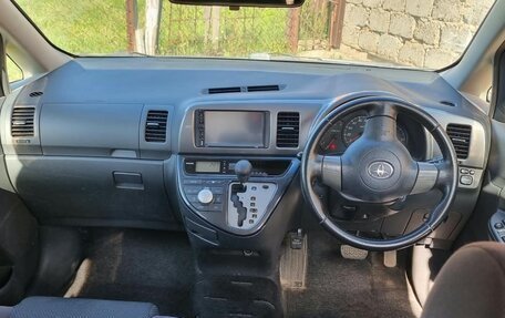 Toyota Wish II, 2005 год, 700 000 рублей, 6 фотография